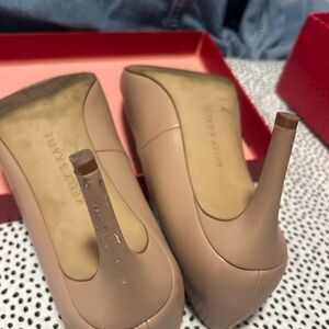 Kelly & Katie Nude Heels
